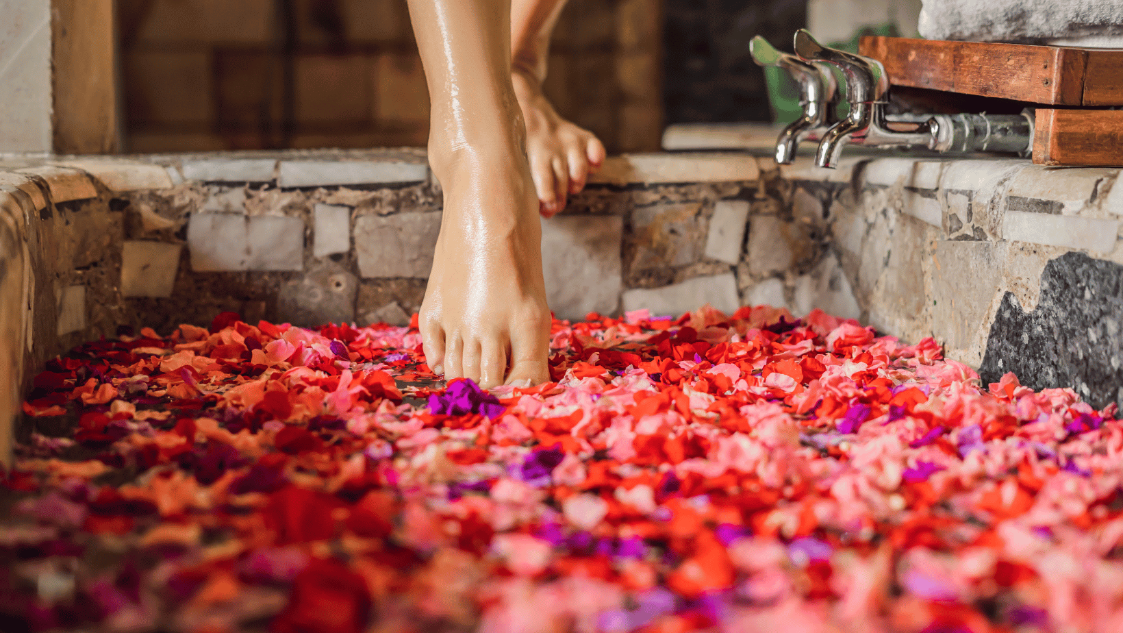 Floris Naturals - Luxury Couples Bath on Valentine's Day
